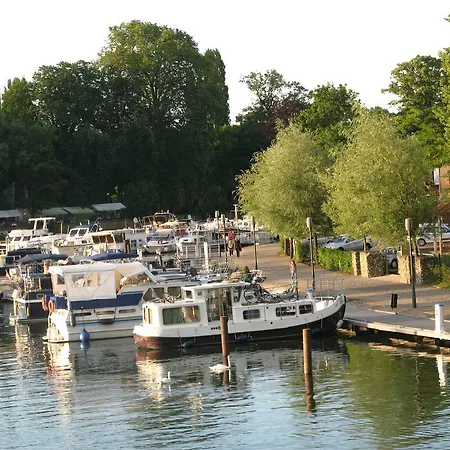 Les De L'ile *